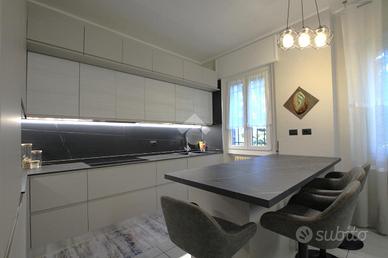 4 LOCALI A LA VALLETTA BRIANZA