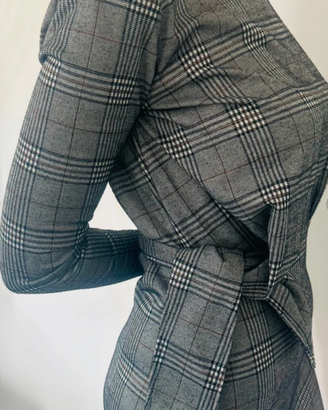 Vestito con cintura