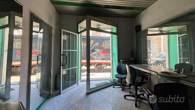 NEGOZIO A TORINO