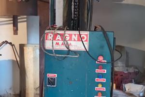 Robot Ragno Impilatrice Frantoio tradizionale 