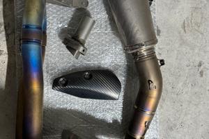 Scarico aprilia rs 660 2025