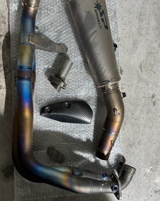 Scarico aprilia rs 660 2025