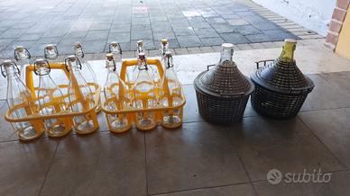 Set Bottiglie con Tappo a meccanismo + 2 Damigiane