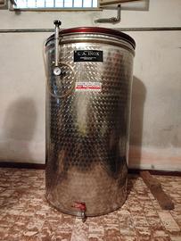 Cisterna acciaio per vino