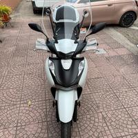 SH125 2025 bianco sport