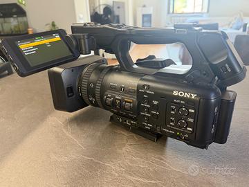 Videocamera Sony HXR-NX800 come nuova: 102 ore