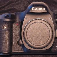 Reflex Canon 5D Mark III