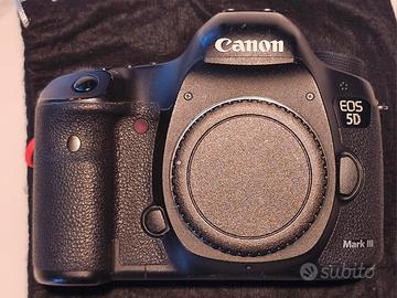 Reflex Canon 5D Mark III