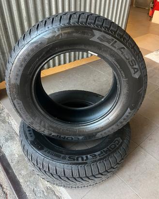 Pneumatici 235/65/17