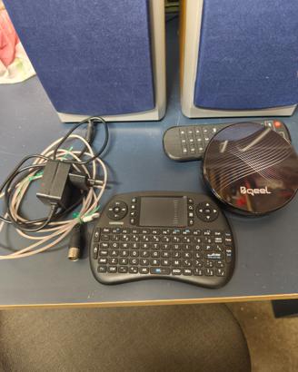 Tv box Android della Bqeel con tastierina