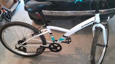 bicicletta Btwin