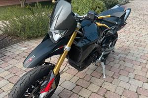 Aprilia Dorsoduro 750 - 2011