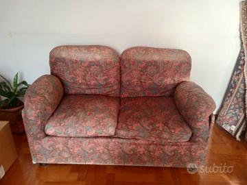 Divano 2 posti