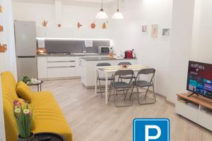 Sestri Ponente: Elegante Trilocale + Posto Auto