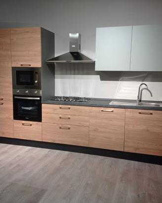 Cucina modello capri completa di elettrodomestici