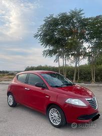 LANCIA YPSLON Y neopatentati ok
