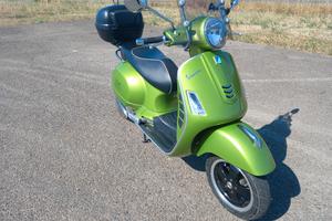 vespa gts 300