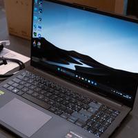 ASUS Vivobook Pro 15 OLED N6506M 3K Intel ultra 7