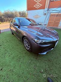 Alfa Romeo Giulia 2.2 TD 150 CV 11/2016