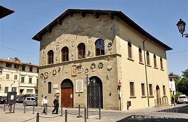 Borgo S Lorenzo fondo 2 vani servizio vetrina