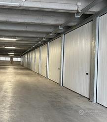 SELF STORAGE MAGAZZINI BOX e sicuri posti auto