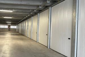 SELF STORAGE MAGAZZINI BOX e sicuri posti auto