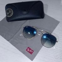 Ray Ban