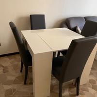 Tavolo allungabile + mobile