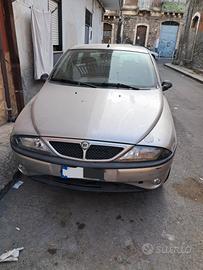 Lancia y - 2000
