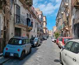 Monolocale ideale x investimento V. Naumachia
