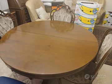 TAVOLO IN LEGNO + 4 SEDIE