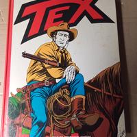 vari libri anni 70 Tex,Disney giochi,Mary Poppins 