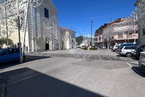 CASA SEMINDIPENDENTE A FISCIANO