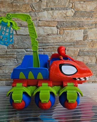 spiderman macchina e personaggio