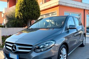 Mercedes-benz B 200 d Business