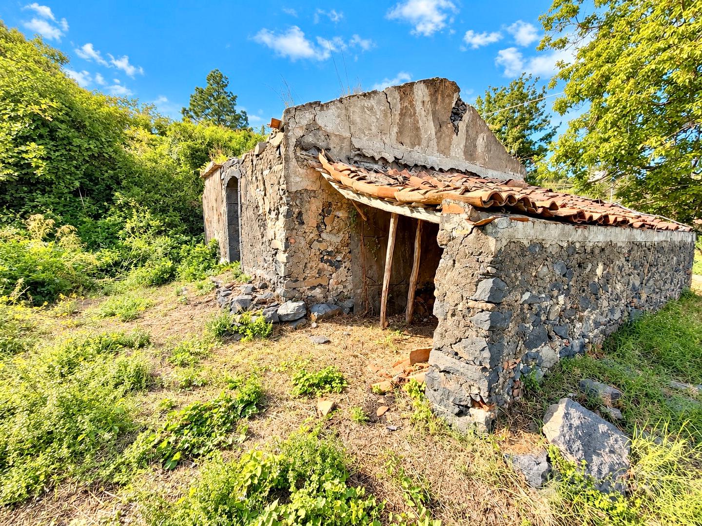 Rudere com Terreno PANORAMICO - Vista 2