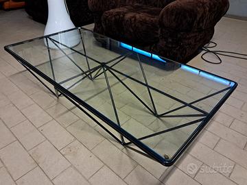 Tavolo basso vintage design