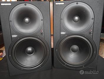 Monitor Mackie HR 824