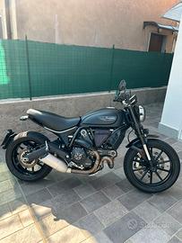 Ducati icon 800
