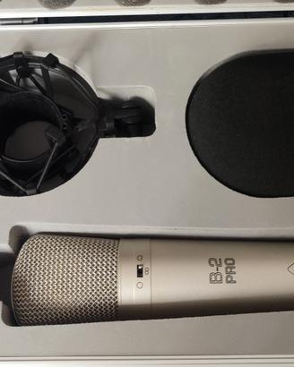 BEHRINGER B2 PRO