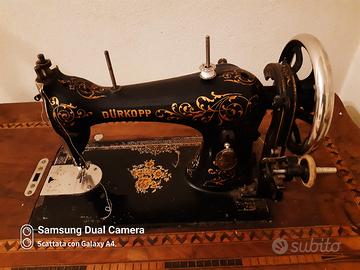 macchina da cucire d'epoca