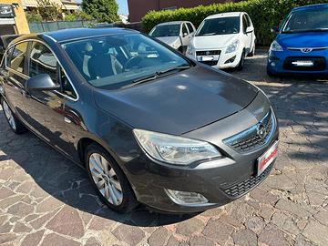 Opel Astra 1.7 CDTI 125CV 5 porte Cosmo