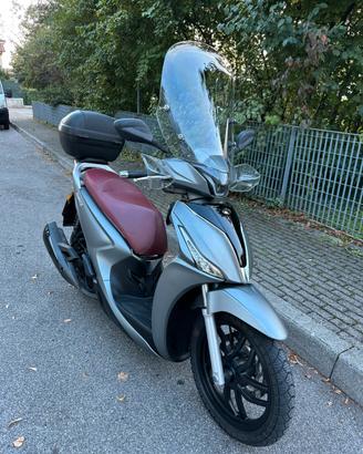 Kymco People 150i ABS