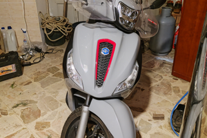 Medley s 125 immacolato