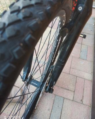 MTB bicicletta 