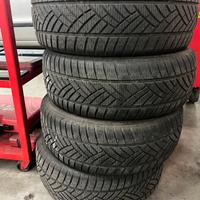 Gomme Invernali 185 60 R 14 82T