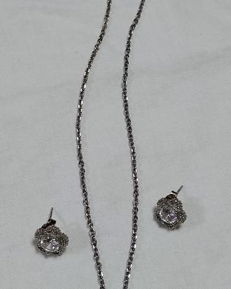 collana più orecchini 