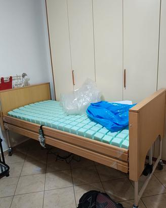 letto ortopedico elettrico per anziani e disabili