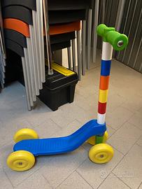 monopattino /piscina gonfiabile /Panda gonfiabile