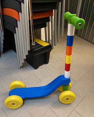 monopattino /piscina gonfiabile /Panda gonfiabile